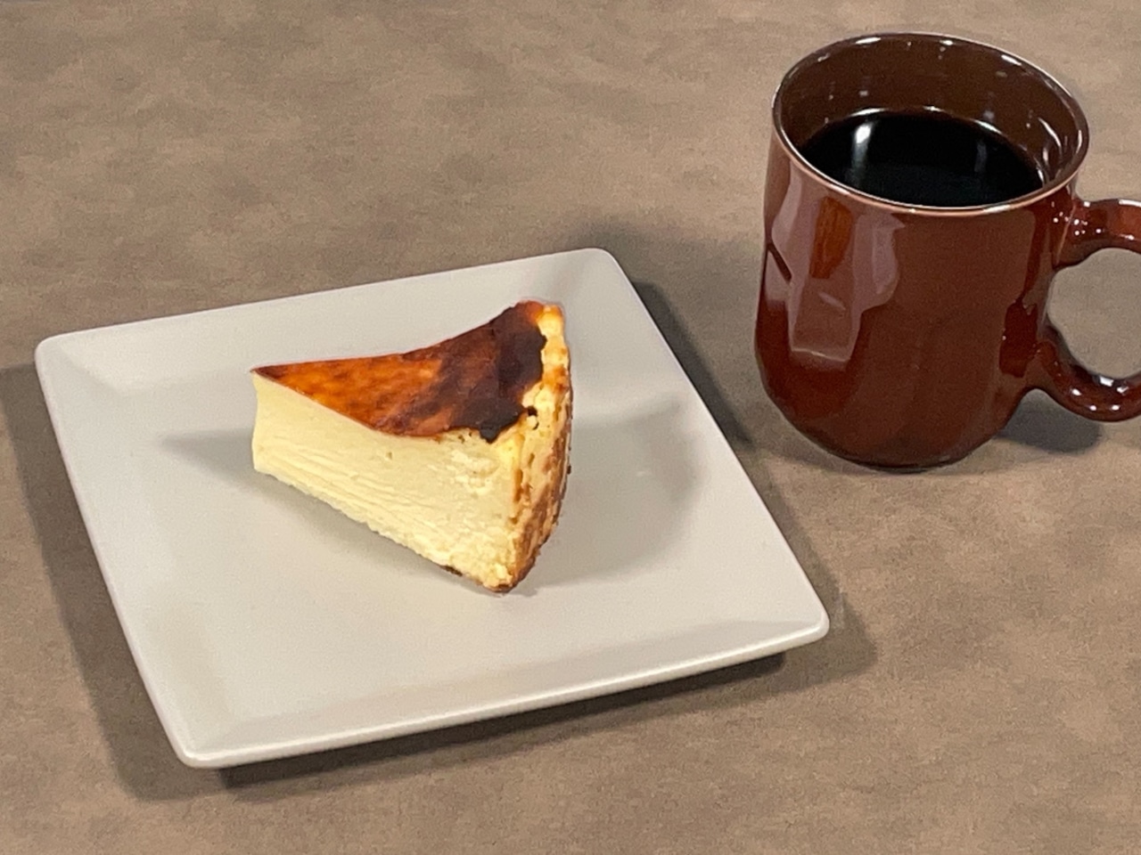 すっきりレモンのチーズケーキ（１カット）